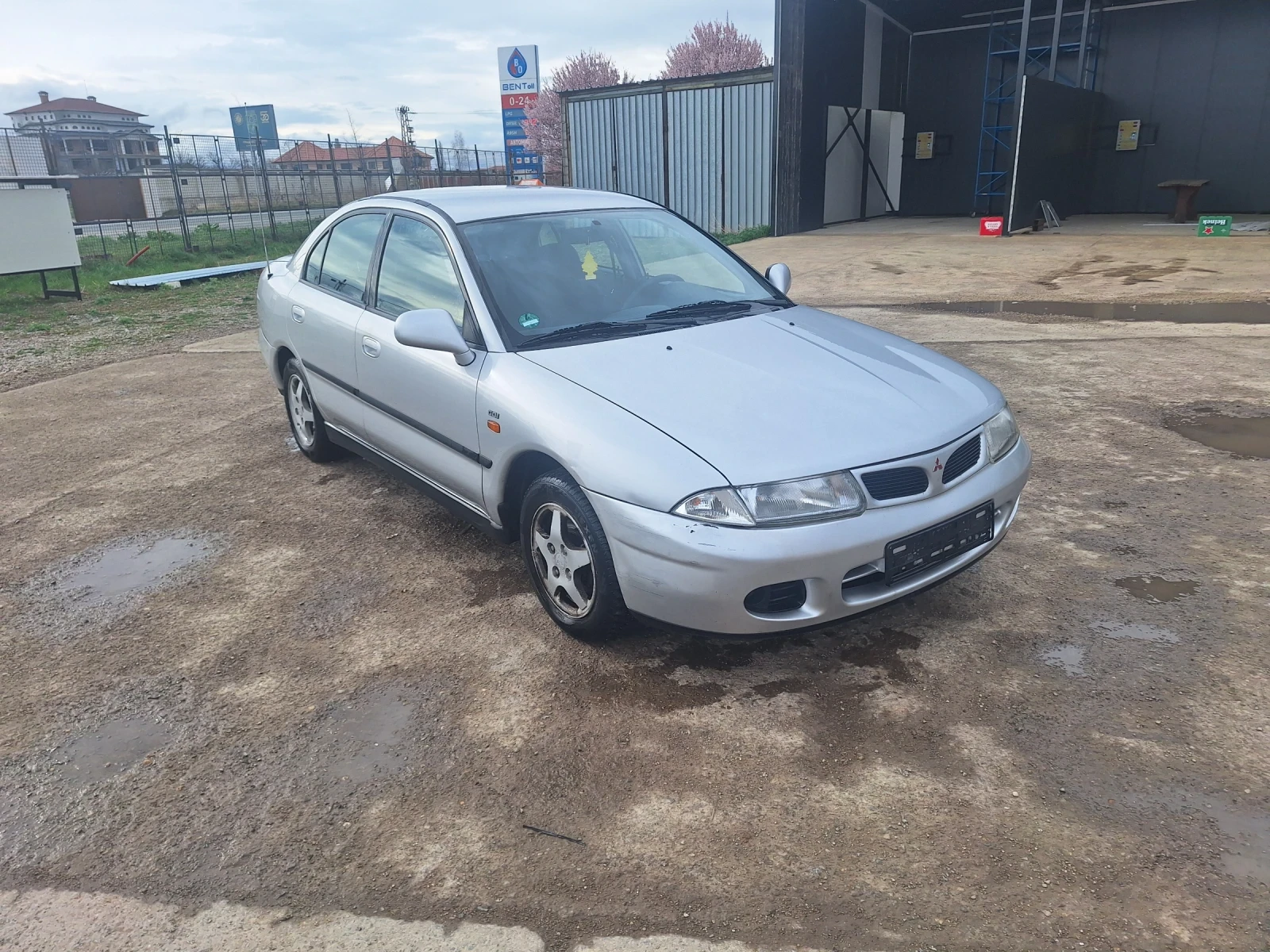 Mitsubishi Carisma  - изображение 6