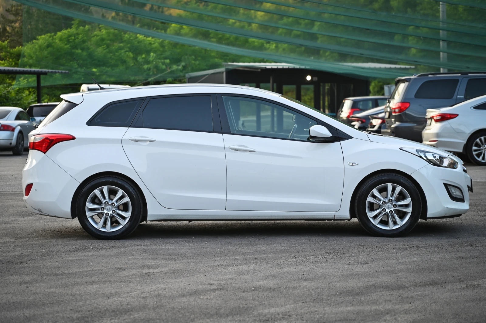 Hyundai I30 1.6 CRDI - изображение 6