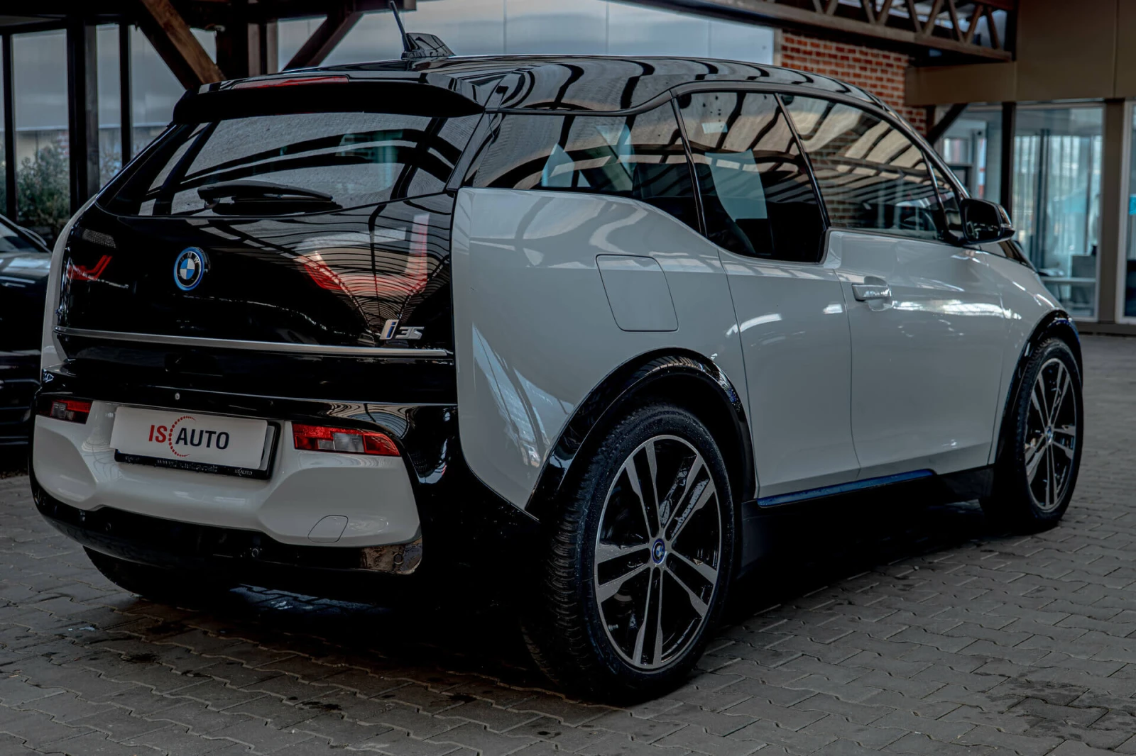 BMW i3 S/FullLed/Подгрев/Камера/CarPlay - изображение 5
