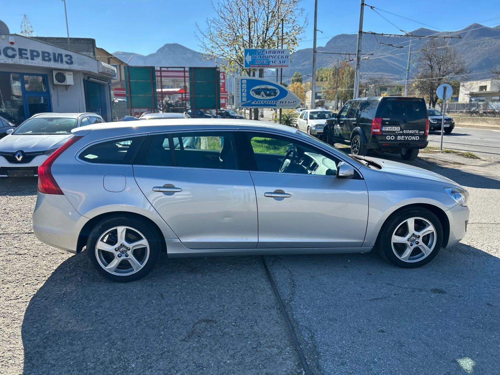 Volvo V60  - изображение 8