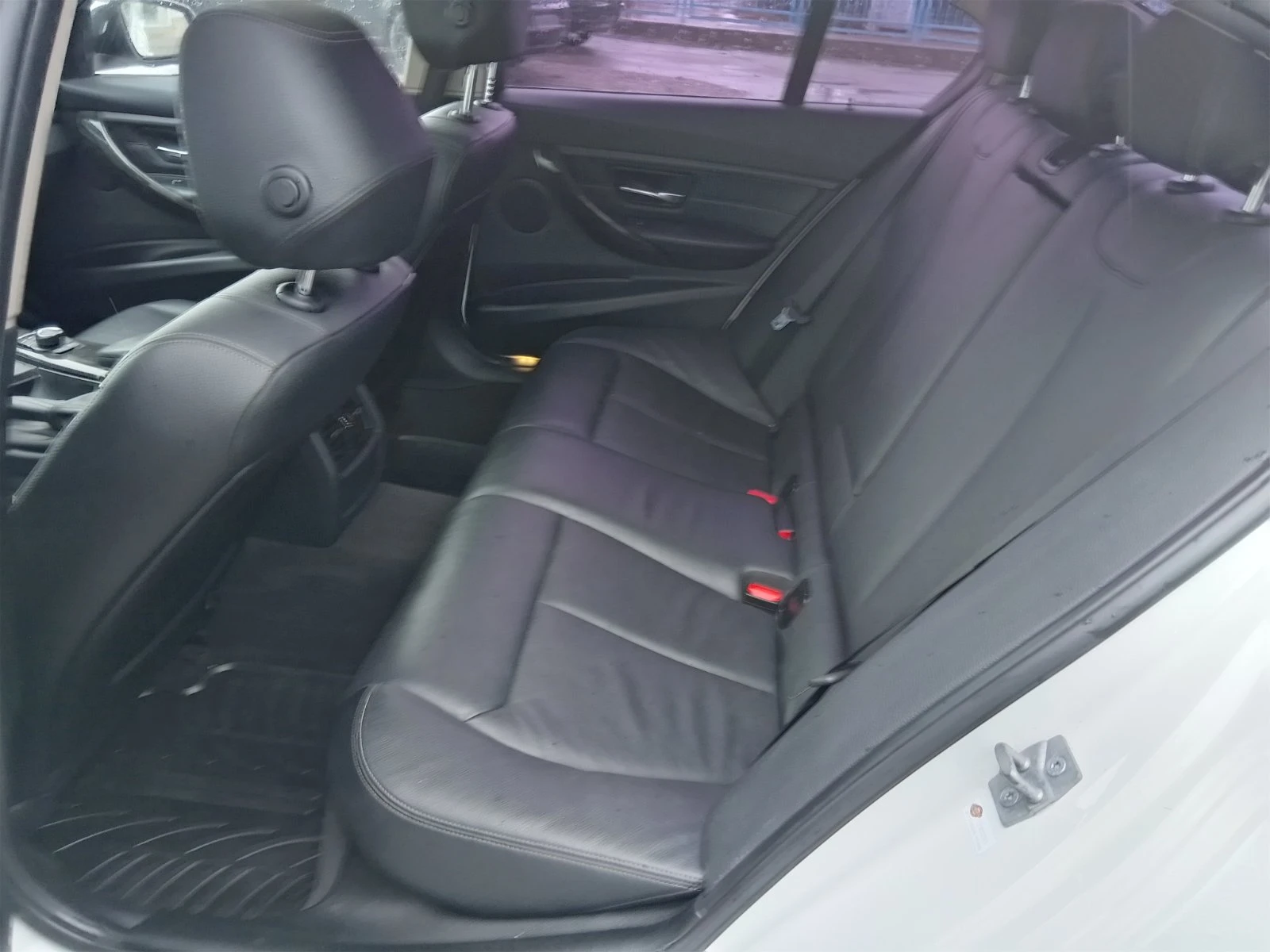 BMW 320 i X-drive | Mobile.bg   10