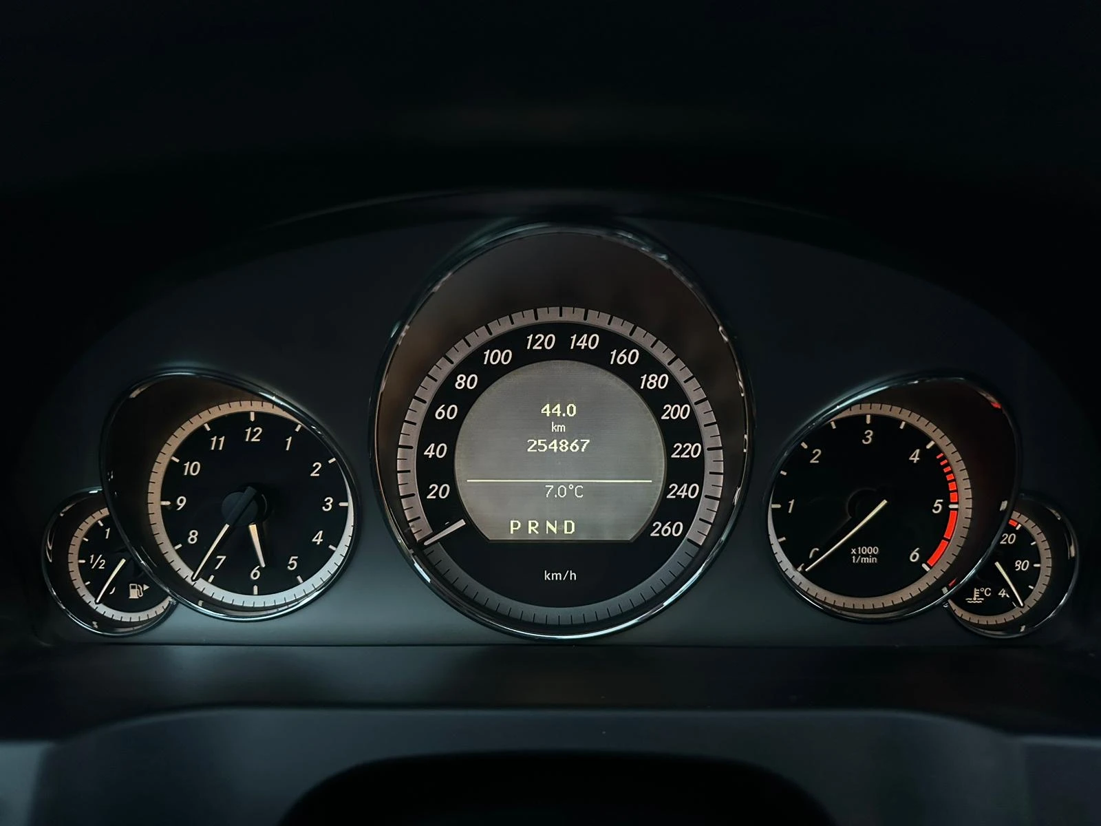 Mercedes-Benz E 350 / COUPE / AVANTGARDE / EURO 5 / TOP / | Mobile.bg � ����������� 15