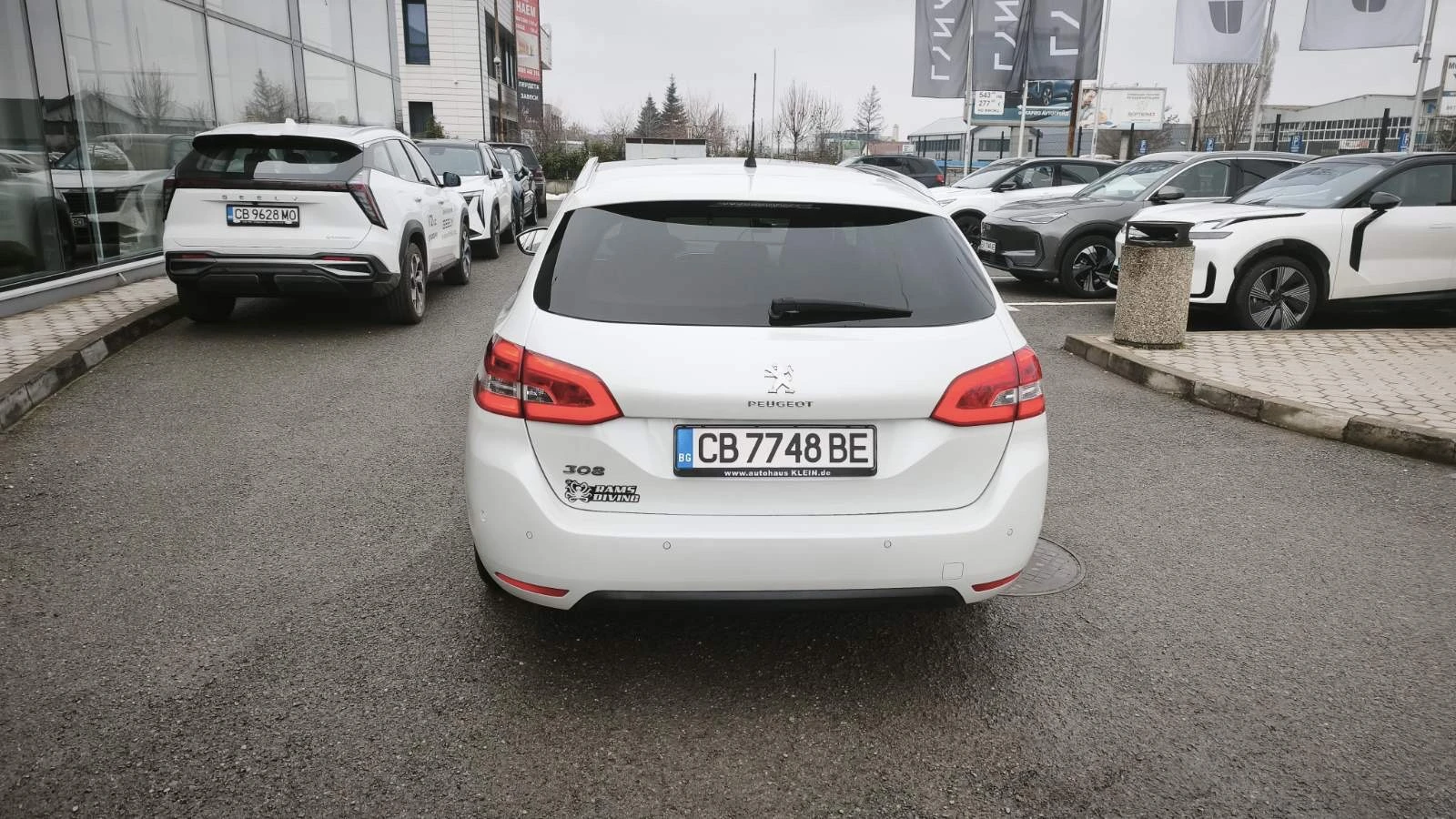 Peugeot 308 SW 1.5 Allure  - изображение 6