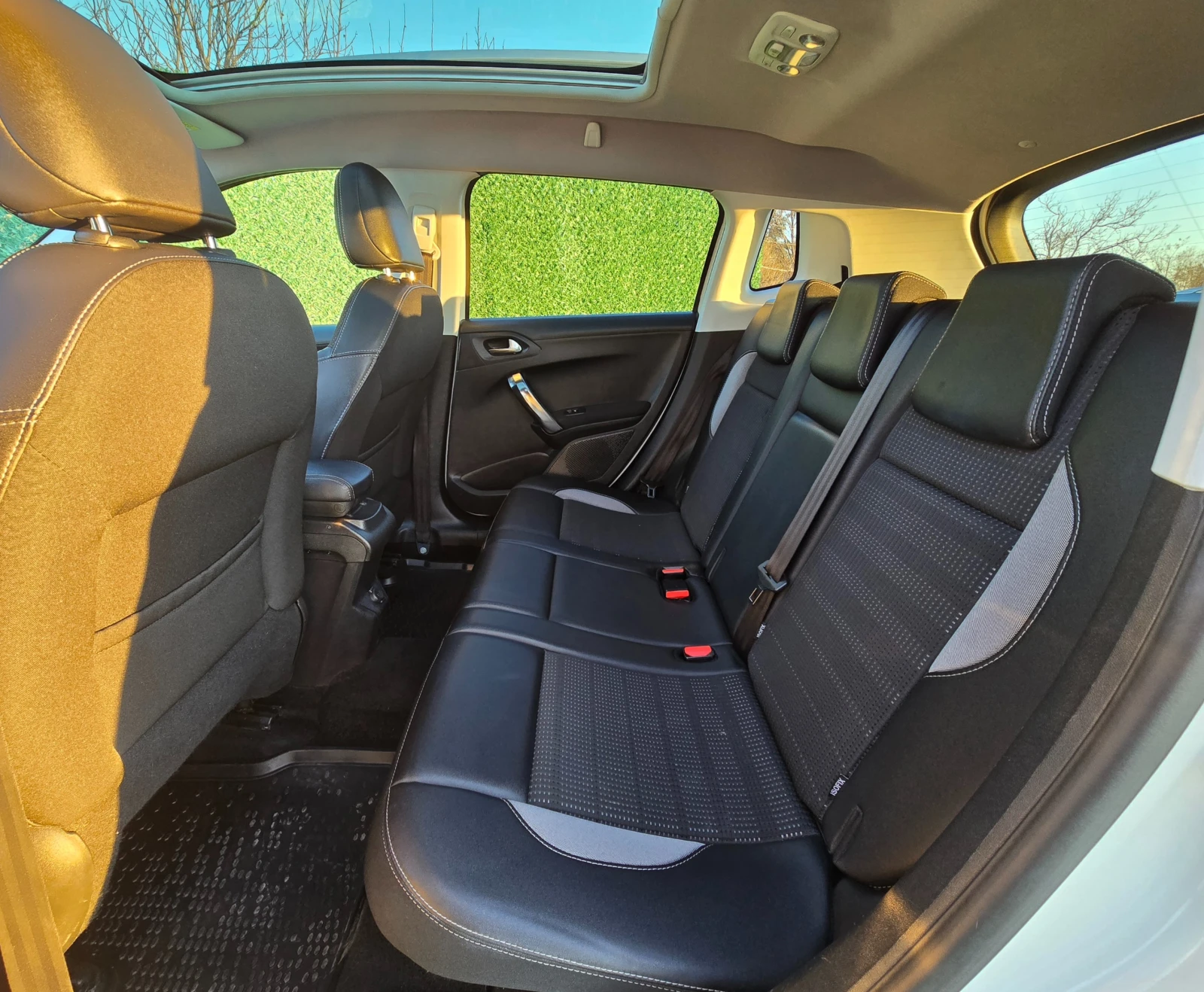 Peugeot 2008 1.6BlueHDI* ALLURE* 120кс* EU-6 - изображение 10