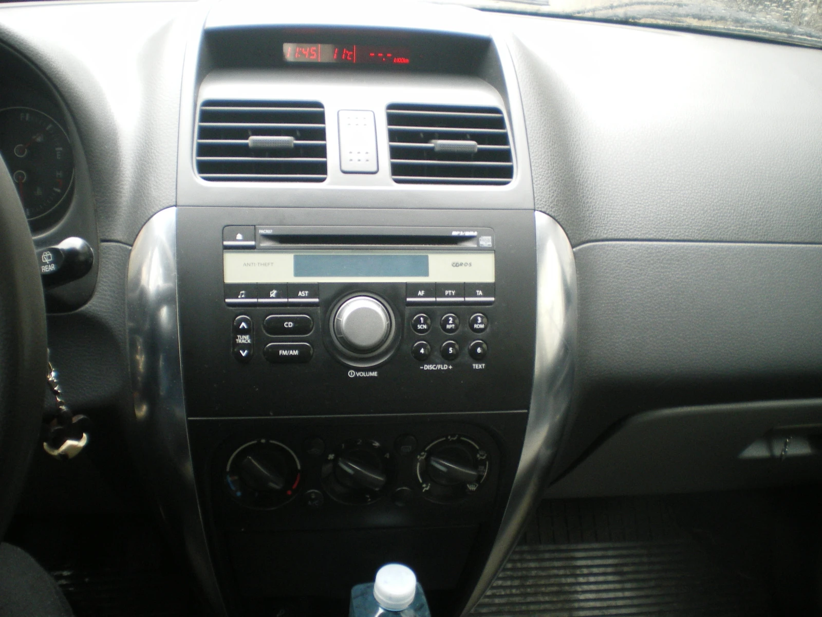 Suzuki SX4, снимка 7 - Автомобили и джипове - 54144148