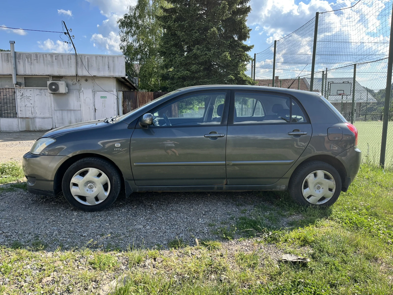 Toyota Corolla 1.4i, снимка 8 - Автомобили и джипове - 54634485
