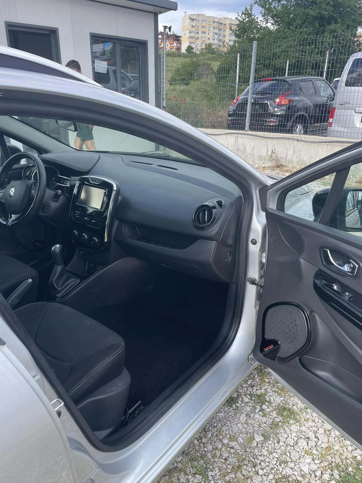 Renault Clio Sporter 1.5 dCi, снимка 11 - Автомобили и джипове - 54665720