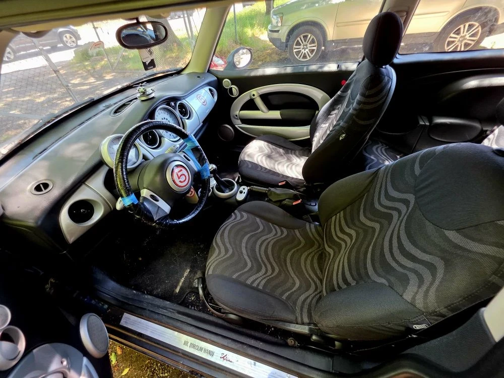 Mini Cooper 106  бензин , снимка 10 - Автомобили и джипове - 54754038