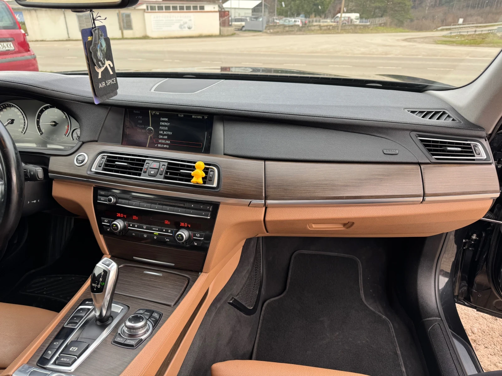 BMW 730, снимка 6 - Автомобили и джипове - 54895514
