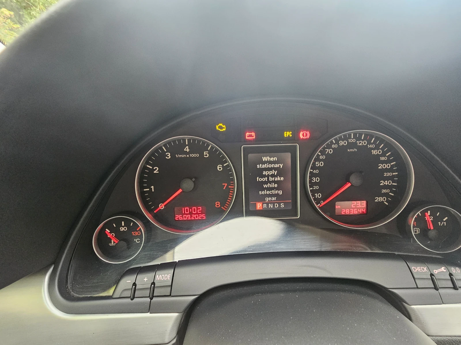 Audi A4 2.0 TFSI, снимка 11 - Автомобили и джипове - 54931926