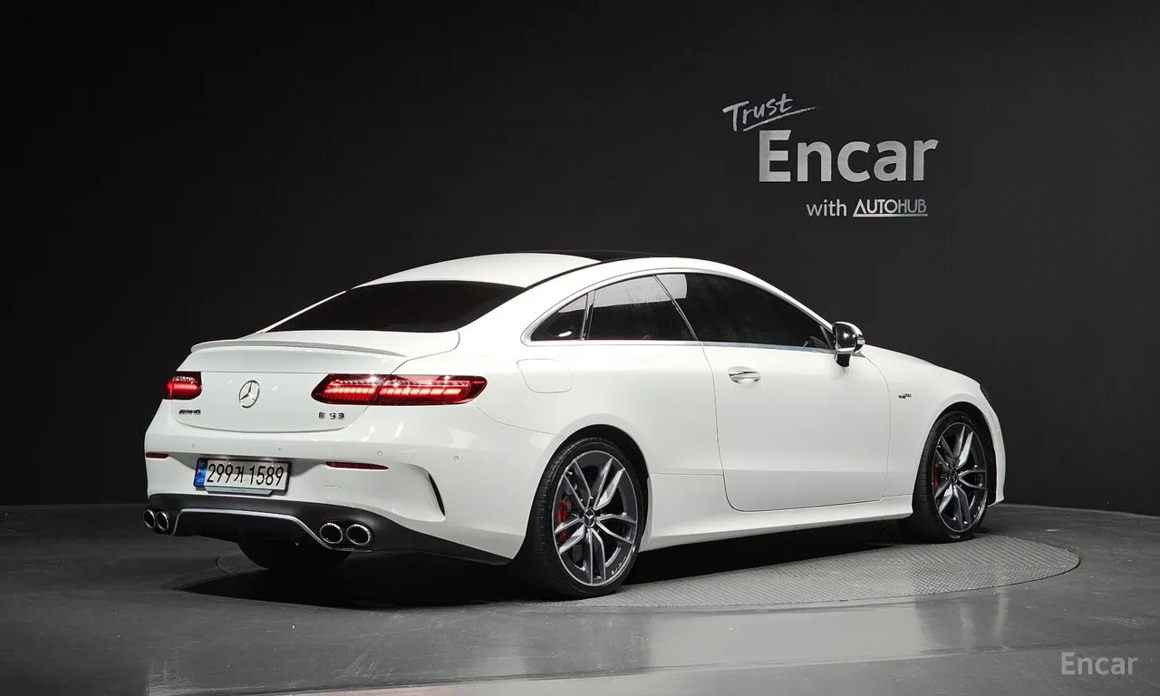 Mercedes-Benz E 53 AMG 4MATIC+ COUPE / BURMESTER / ОБДУХ / МАСАЖИ / FULL, снимка 2 - Автомобили и джипове - 55130036