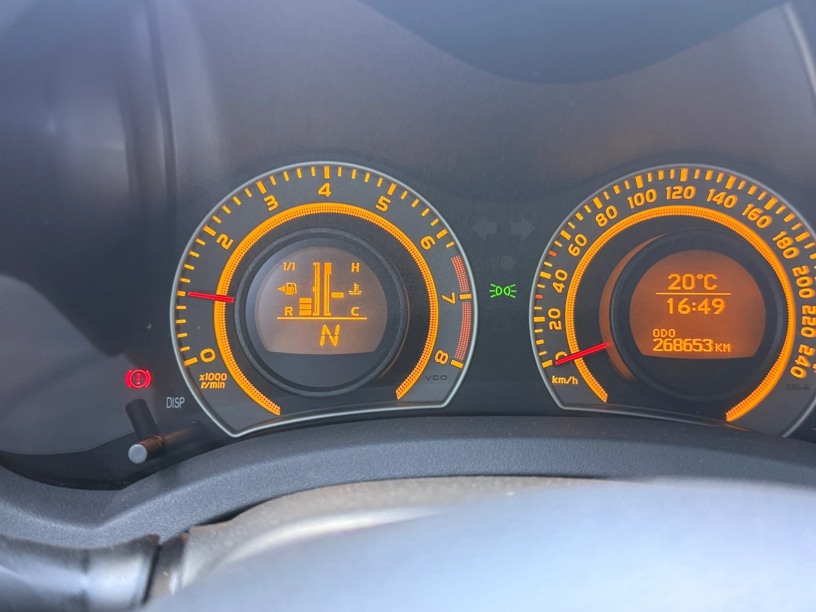 Toyota Auris Аурис, снимка 3 - Автомобили и джипове - 55142030