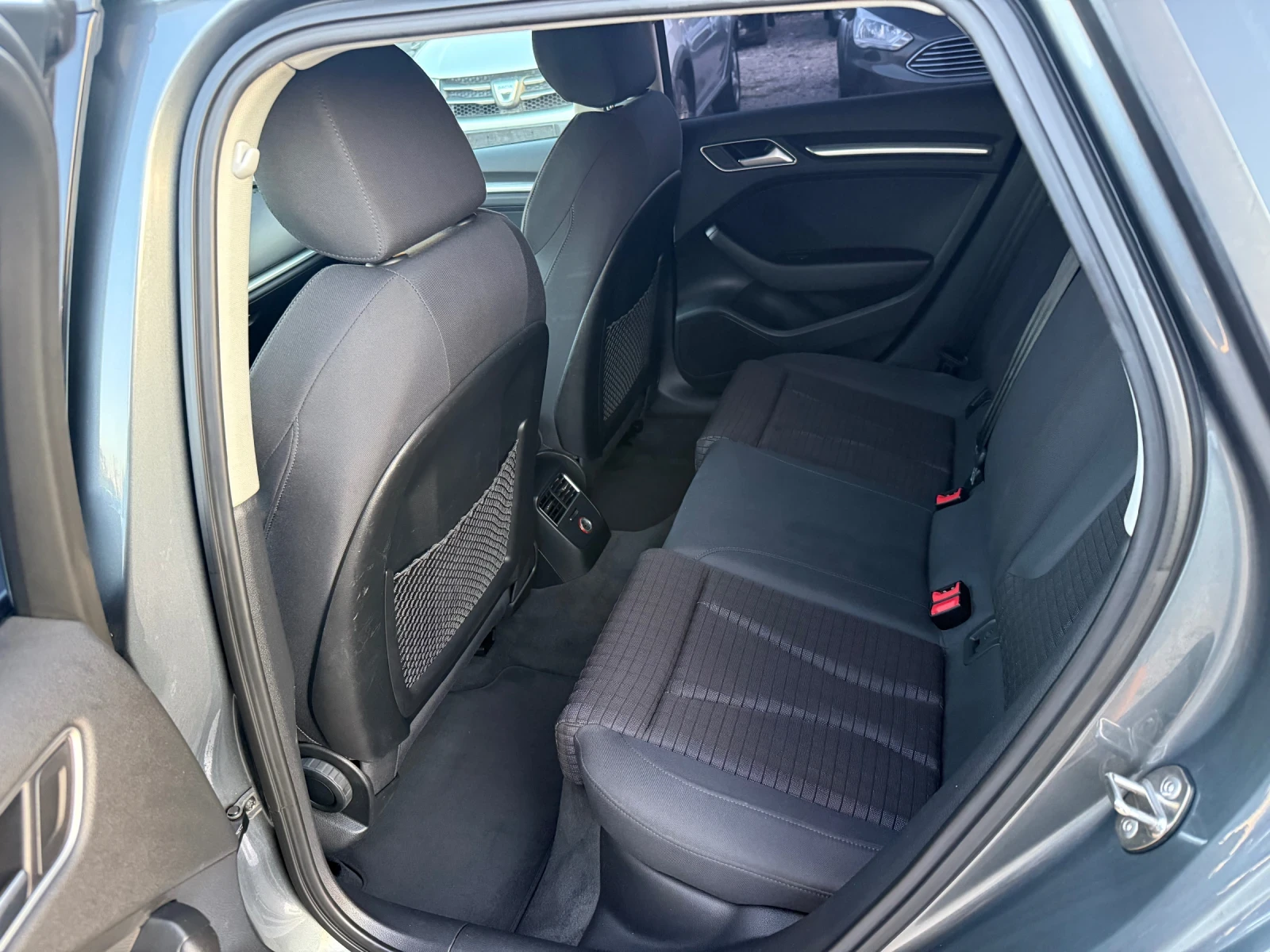 Audi A3 2.0 TDI QUATTRO, снимка 9 - Автомобили и джипове - 55225751
