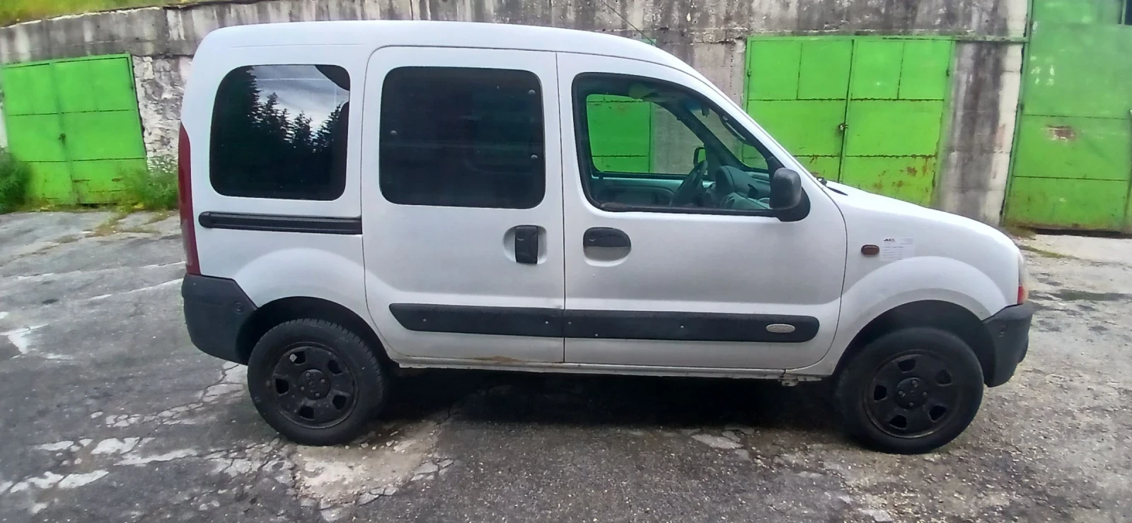 Renault Kangoo 4x4 1.9 DCI, снимка 4 - Автомобили и джипове - 55316019