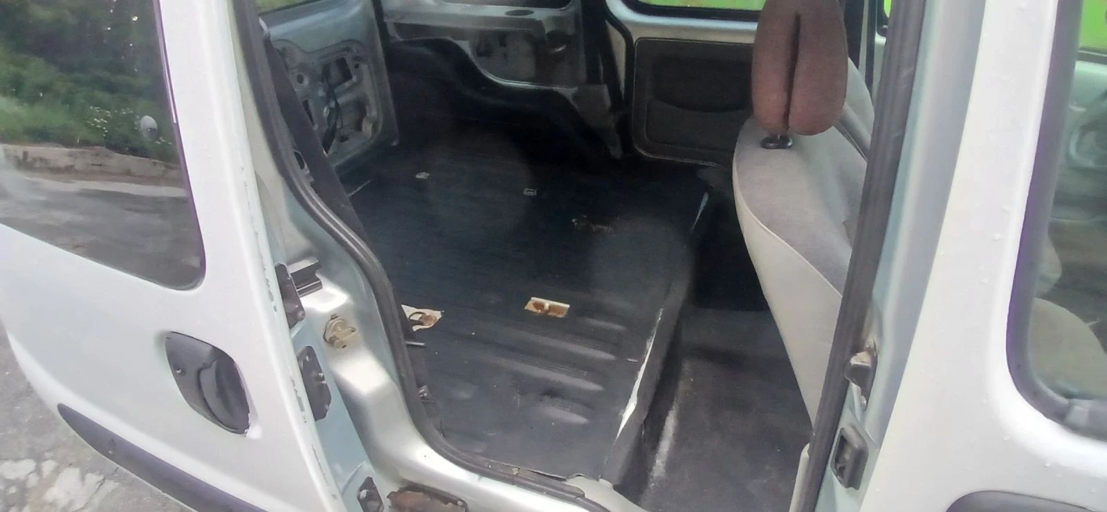 Renault Kangoo 4x4 1.9 DCI, снимка 11 - Автомобили и джипове - 55316019