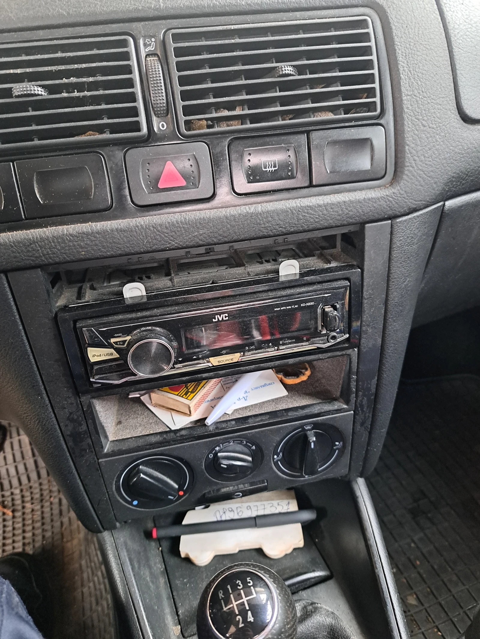 VW Golf, снимка 11 - Автомобили и джипове - 55317954