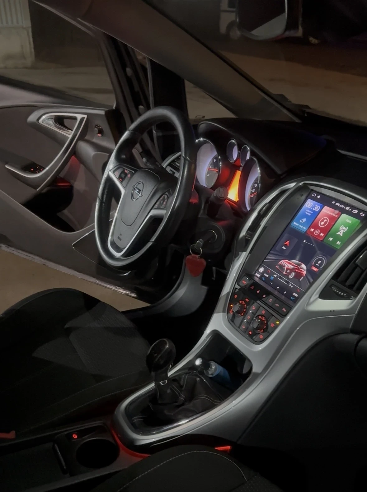 Opel Astra, снимка 3 - Автомобили и джипове - 55408683