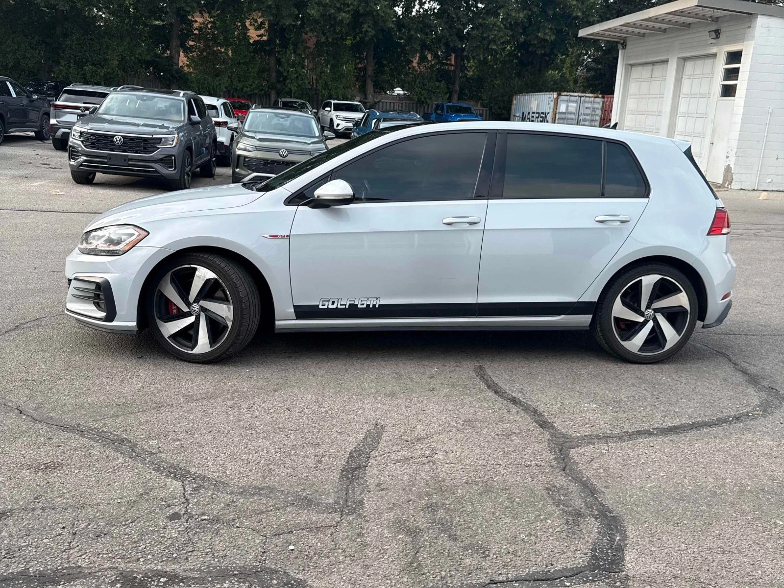 VW Golf GTI ЦЕНА ДО БЪЛГАРИЯ РЕГИСТРАЦИЯ & АВТОКРЕДИТ, снимка 3 - Автомобили и джипове - 55458644