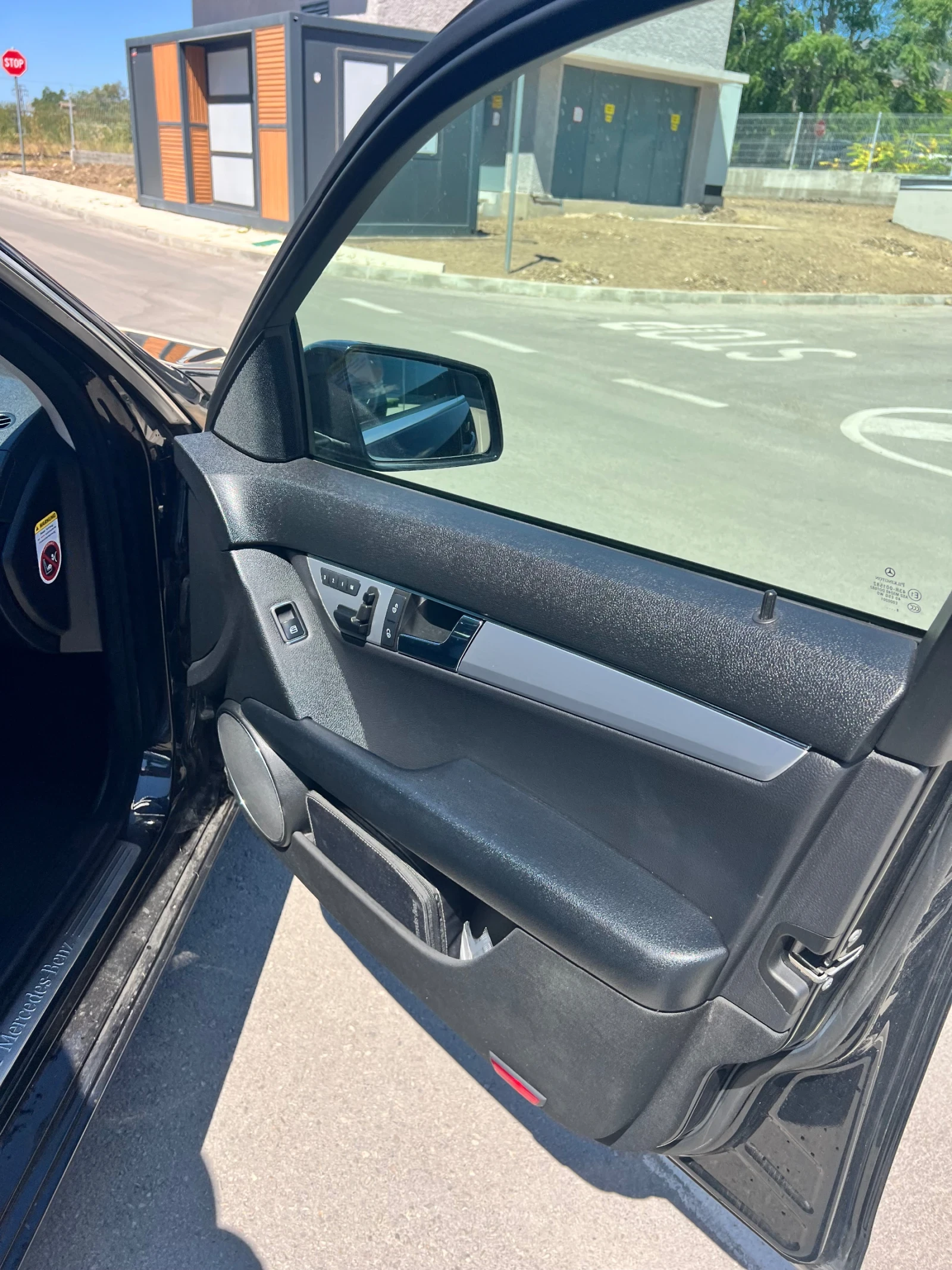 Mercedes-Benz C 220 2.2 Cdi , снимка 9 - Автомобили и джипове - 55686834