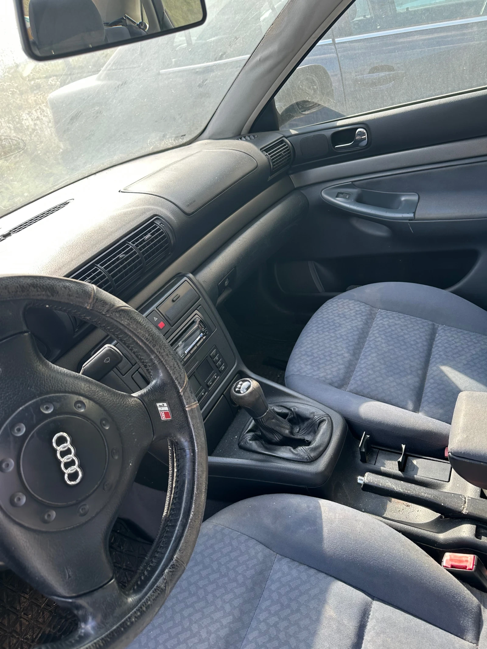 Audi A4, снимка 4 - Автомобили и джипове - 56184328