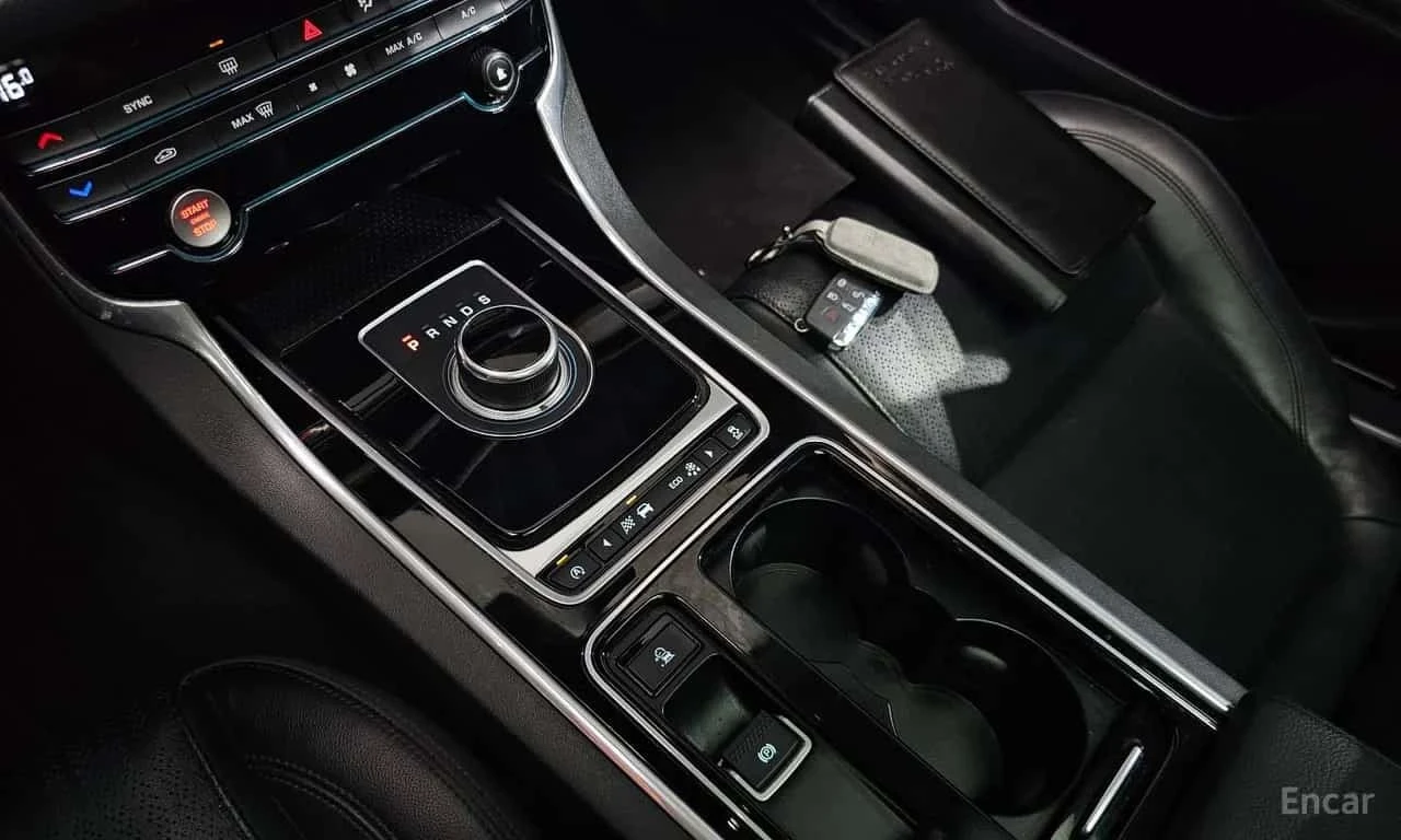 Jaguar Xf * 20d Prestige /ФИНАНСИРАНЕ, снимка 9 - Автомобили и джипове - 56301221