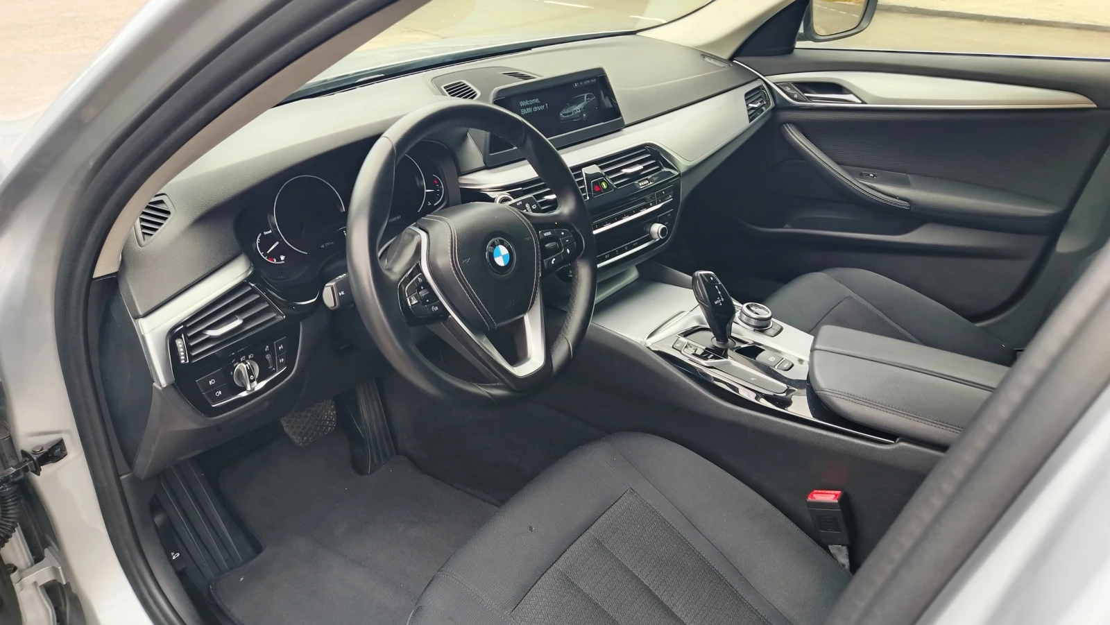 BMW 520 d, снимка 9 - Автомобили и джипове - 56381265