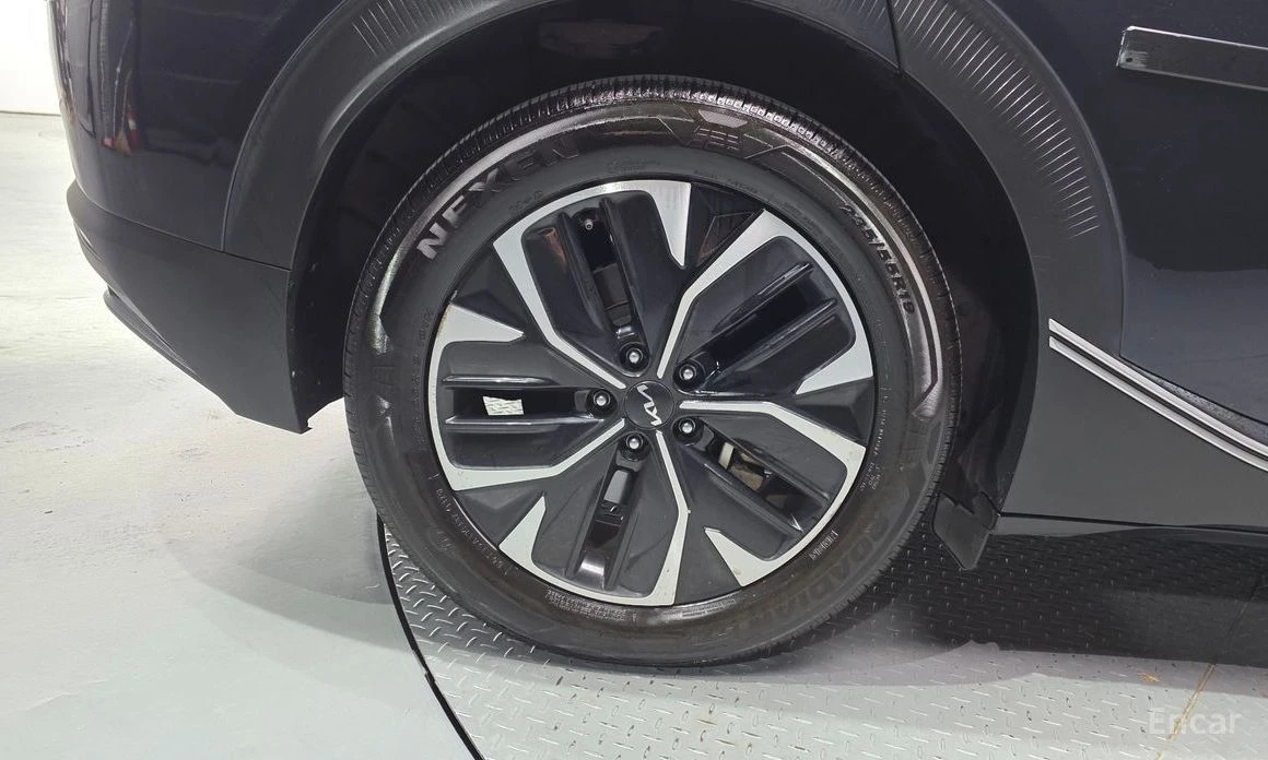 Kia EV6, снимка 5 - Автомобили и джипове - 56596483
