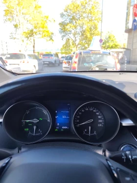 Toyota C-HR 1.8 hybrid, снимка 16