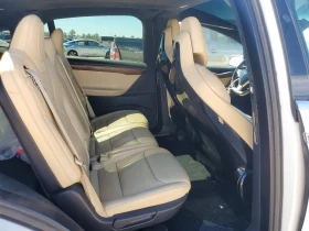 Tesla Model X, снимка 11