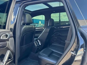 Porsche Cayenne CARFAX АВТО КРЕДИТ - 62500 лв. - 38495689 | Car24.bg