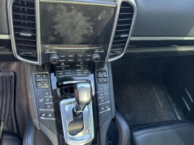 Porsche Cayenne CARFAX АВТО КРЕДИТ - 62500 лв. - 38495689 | Car24.bg