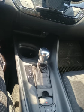 Toyota C-HR - 19000 € / 37160.77 лв. - 34008655 11