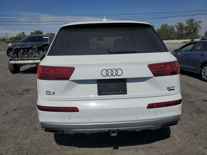 Audi Q7 Premium Plus пано* подгрев* 360* диг.табло* м.точк, снимка 4 - Автомобили и джипове - 47213692