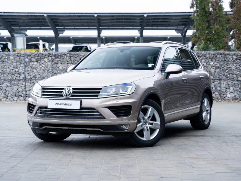 VW Touareg, снимка 1 - Автомобили и джипове - 48027486