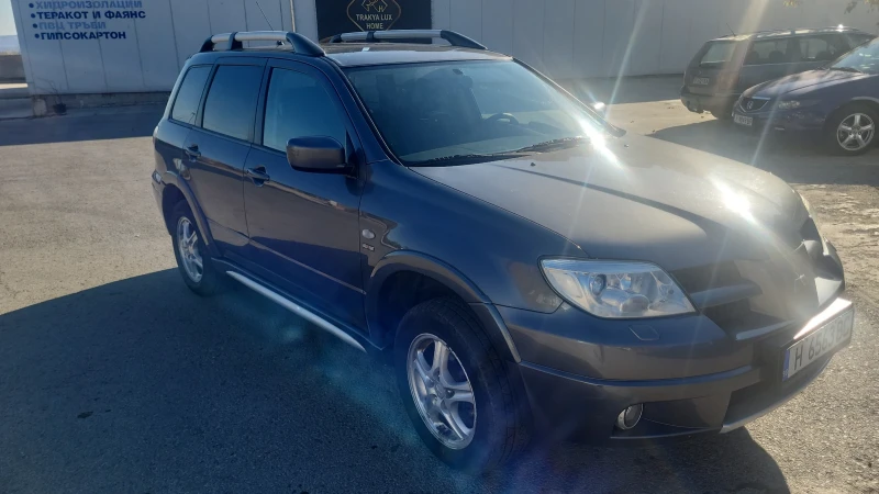 Mitsubishi Outlander, снимка 5 - Автомобили и джипове - 49102889