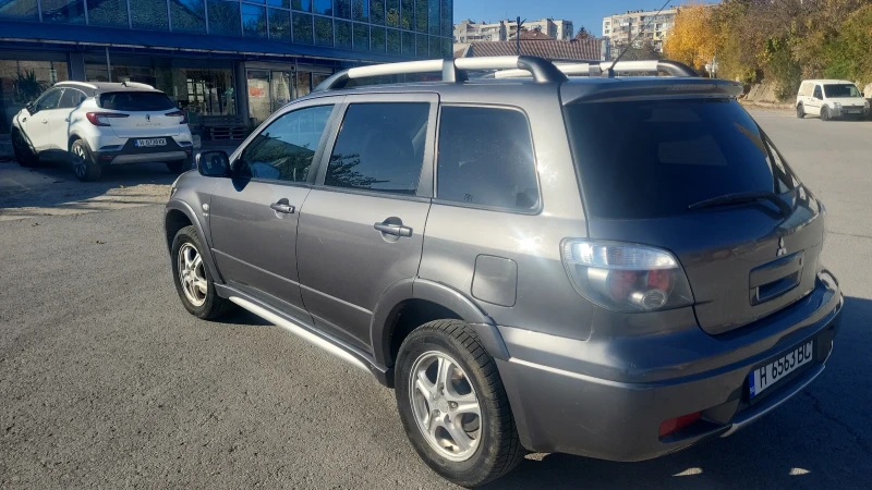 Mitsubishi Outlander, снимка 12 - Автомобили и джипове - 49102889