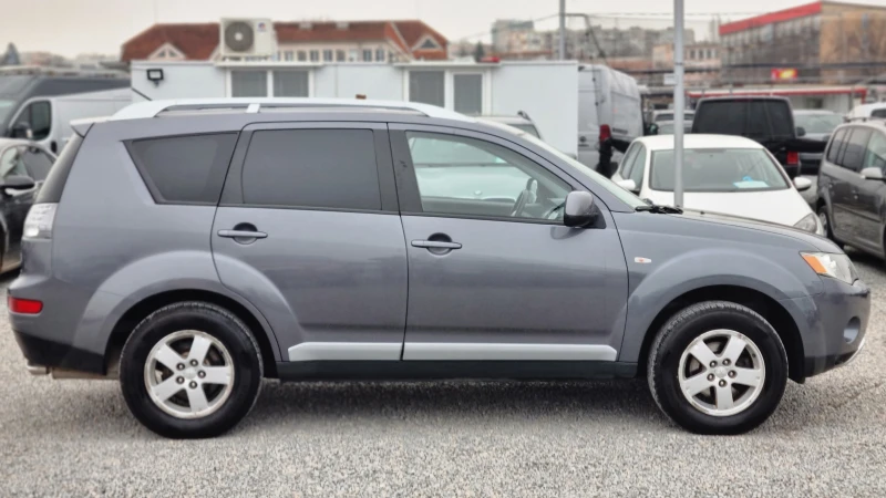 Mitsubishi Outlander 2.4 I 4WD SWISS , снимка 3 - Автомобили и джипове - 52891494