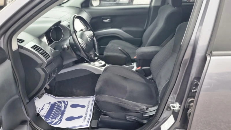 Mitsubishi Outlander 2.4 I 4WD SWISS , снимка 10 - Автомобили и джипове - 52891494