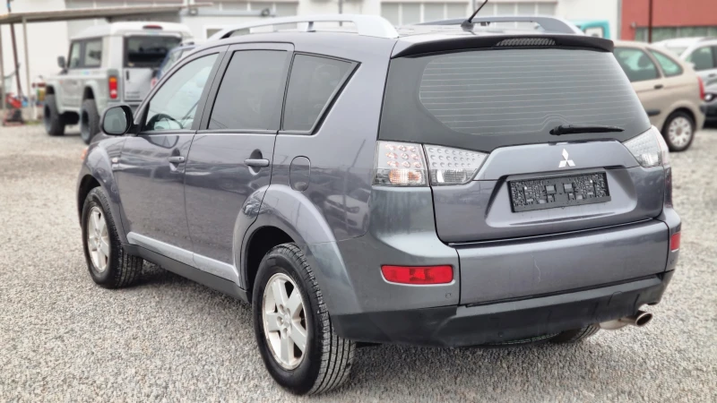 Mitsubishi Outlander 2.4 I 4WD SWISS , снимка 5 - Автомобили и джипове - 52891494