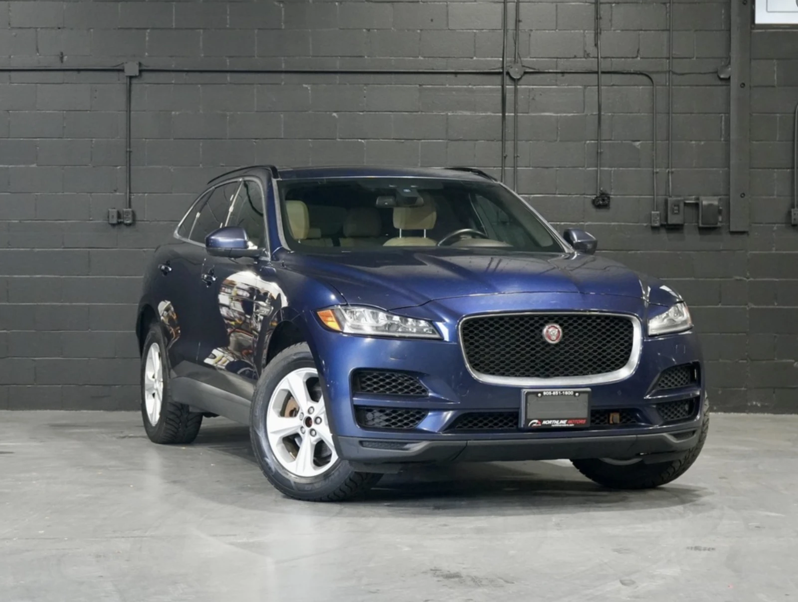 Jaguar F-PACE PANO/CARPLAY/MERIDIAN - изображение 4