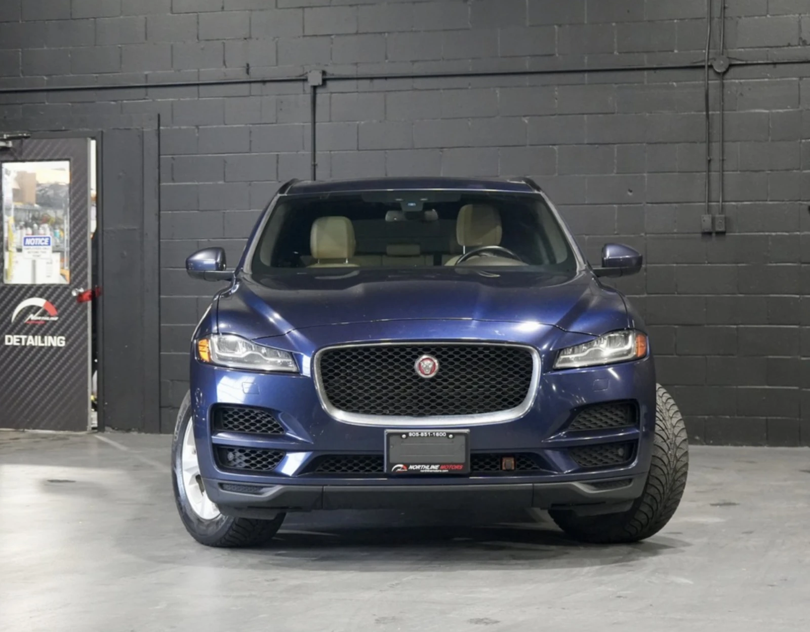 Jaguar F-PACE PANO/CARPLAY/MERIDIAN - изображение 3