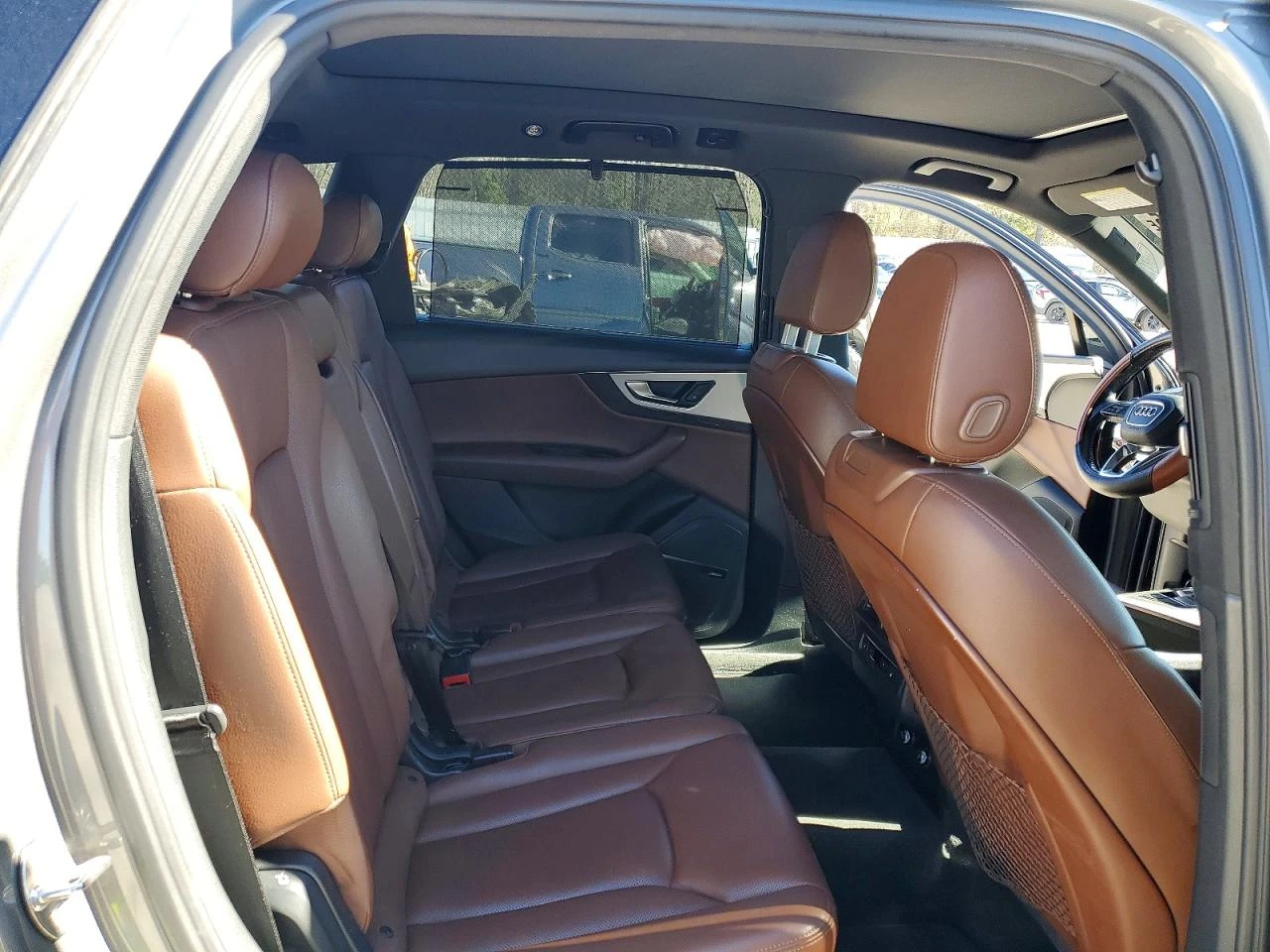 Audi Q7 3.0T* MATRIX* ДИГИТАЛНО* ТАБЛО* ДИСТРОНИК* 360КАМЕ, снимка 11 - Автомобили и джипове - 53963258