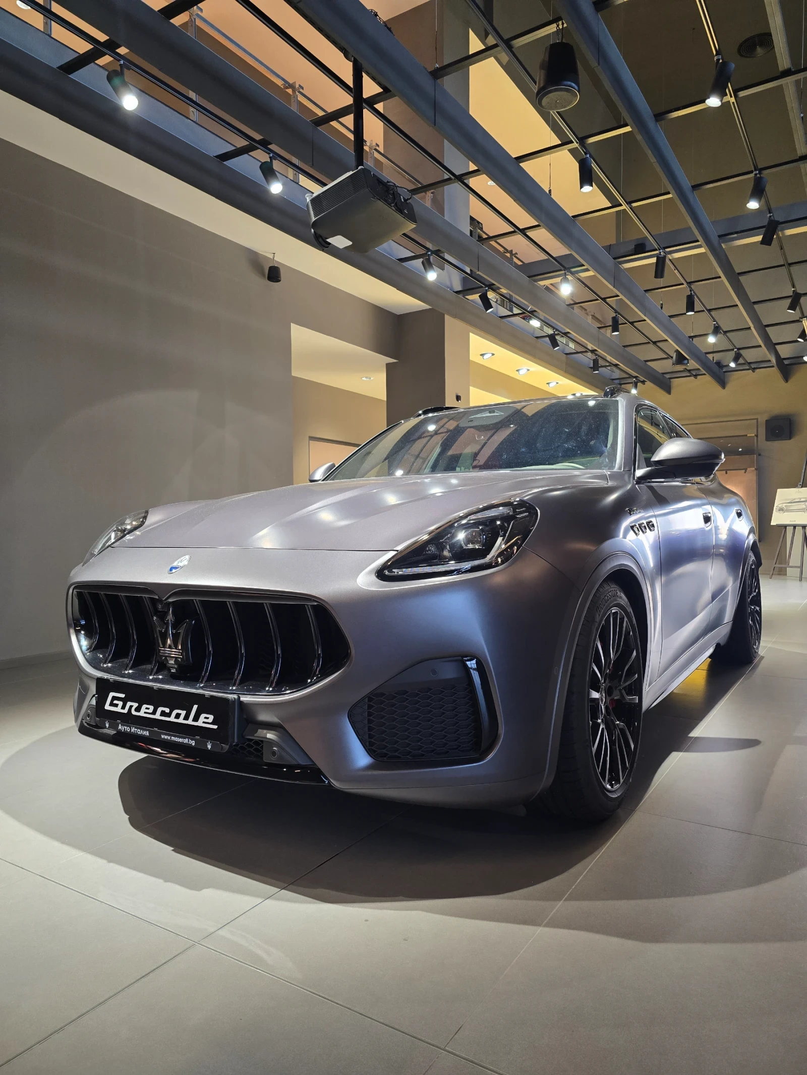 Maserati Grecale, снимка 10 - Автомобили и джипове - 56097438