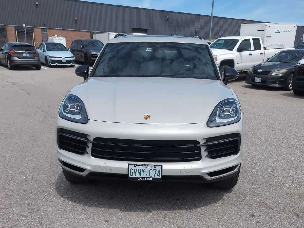 Porsche Cayenne E Hybrid / MATRIX / BOSE / CARFAX/ АВТОКРЕДИТ, снимка 6 - Автомобили и джипове - 54687506