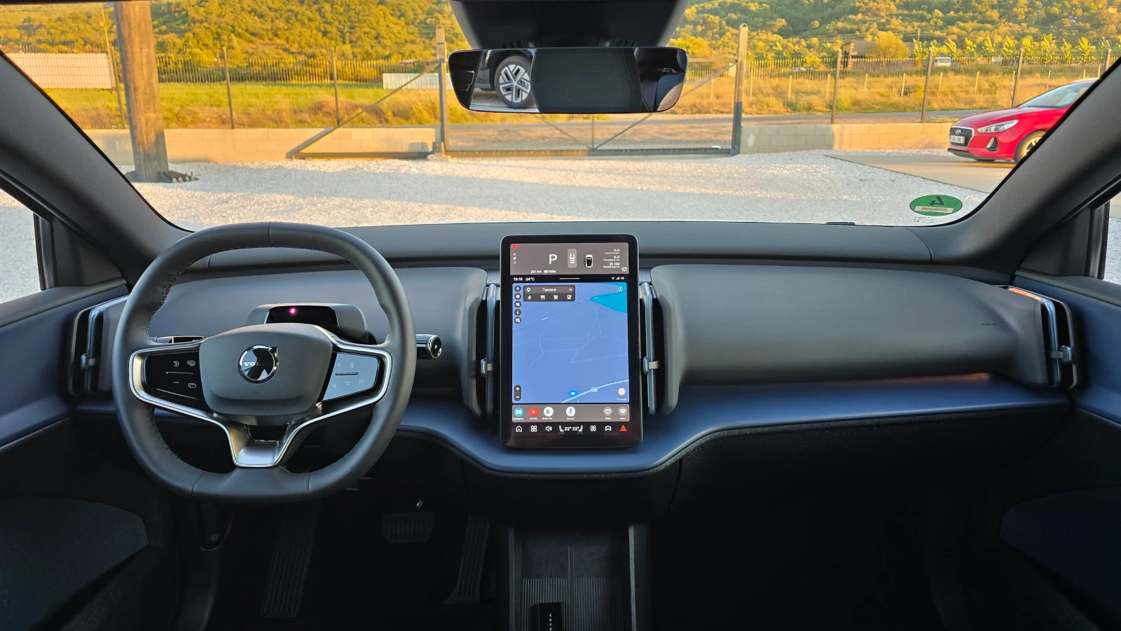 Volvo EX30 * LONG RANGE* * ГАРАНЦИОНЕН* , снимка 11 - Автомобили и джипове - 56060260