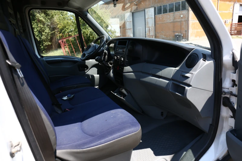 Iveco Daily 35S12, снимка 4 - Бусове и автобуси - 52564121