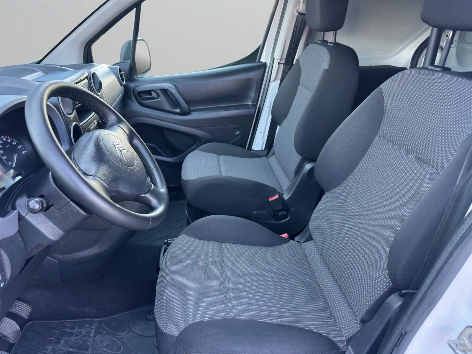 Citroen Berlingo 1.6HDi 75 BVM5 E6//1807R18 | Mobile.bg � ����������� 11