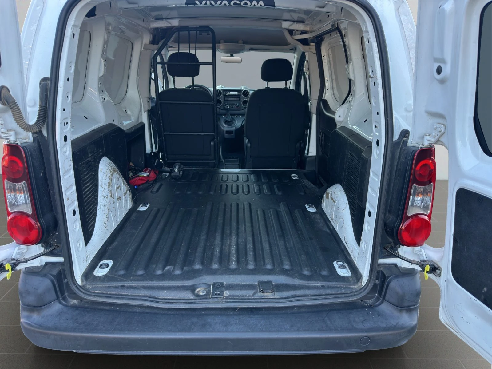 Citroen Berlingo 1.6HDi 75 BVM5 E6//1807R18 | Mobile.bg � ����������� 13