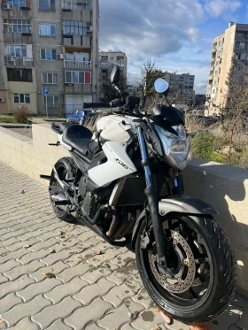     Yamaha XJ6