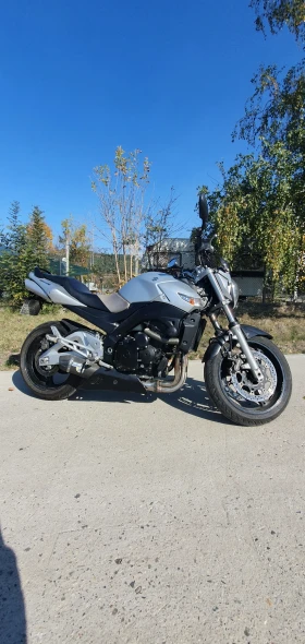 Suzuki Gsr, снимка 1